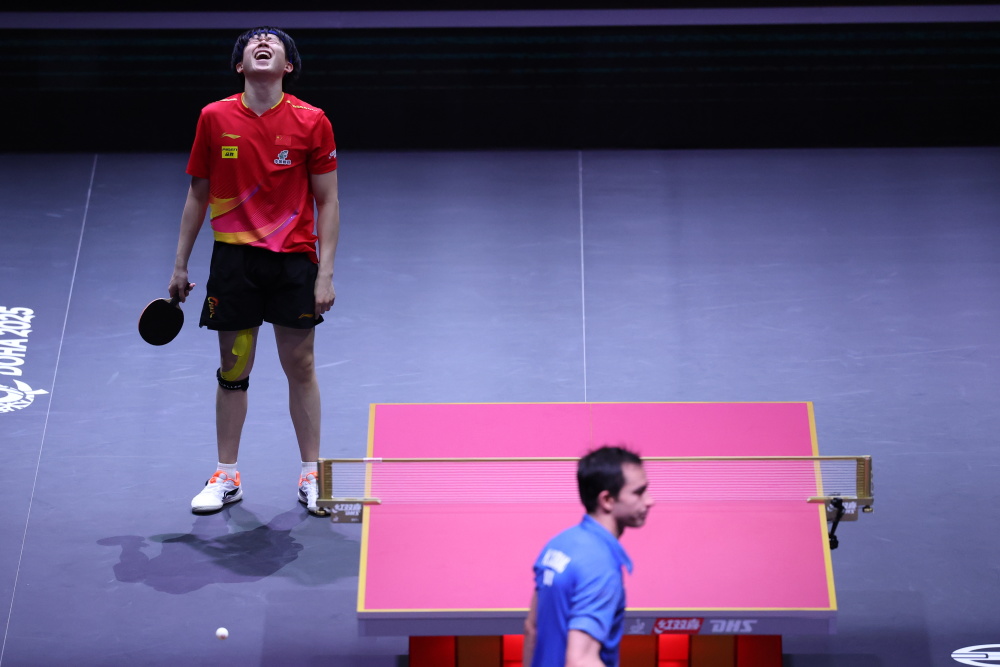 但他对球队 但他对球队