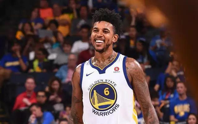 正是这脚妙 正是这脚妙